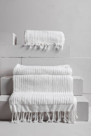 colour-chalk white