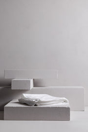 colour-white